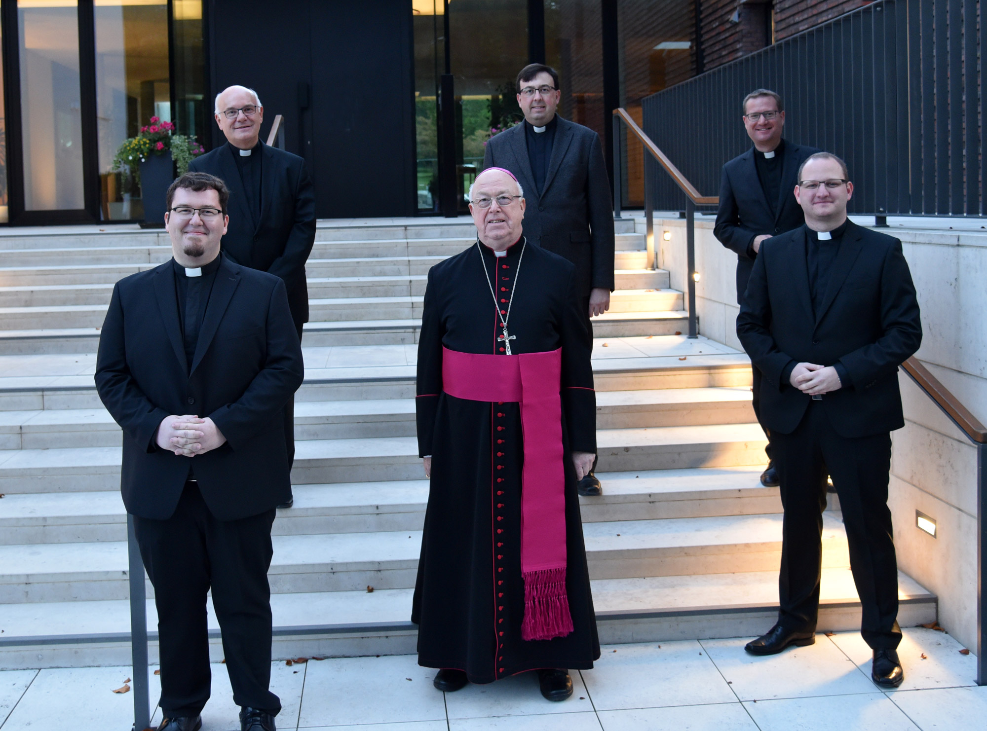 Neupriester gehen nach Paderborn und Soest