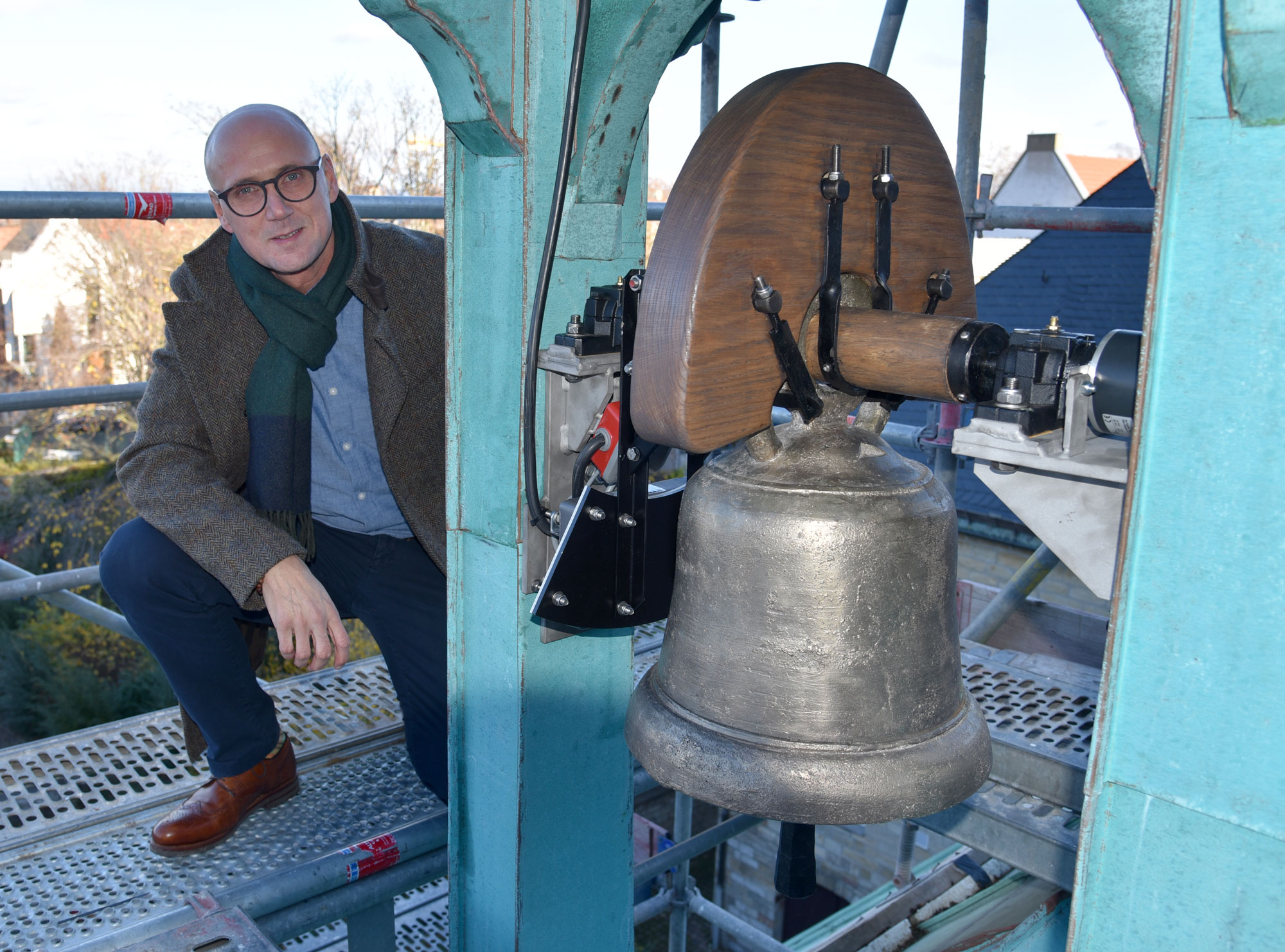 Der Klang der Glocke ist fröhlich und er macht fröhlich