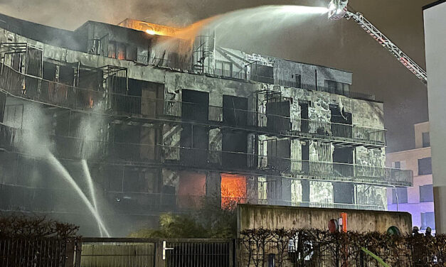 Ruhrbischof ruft nach Großbrand zu Solidarität auf