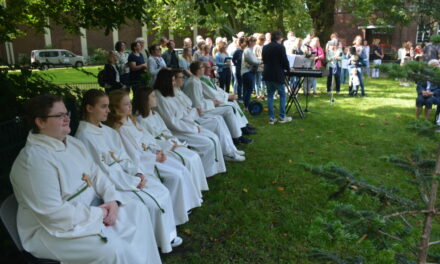 Eröffnung und Einweihung des neuen Gemeindezentrums in Liebfrauen, Beckhausen